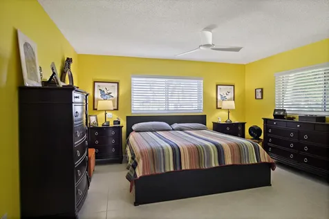 9464 Se Saturn Street Hobe Sound FL 33455