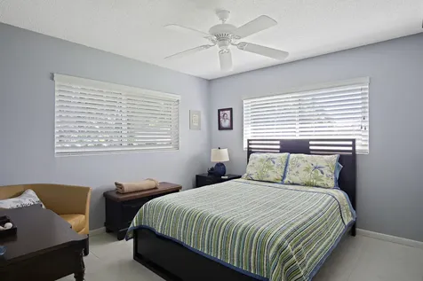 9464 Se Saturn Street Hobe Sound FL 33455