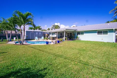9464 Se Saturn Street Hobe Sound FL 33455