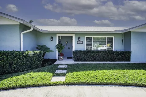 9464 Se Saturn Street Hobe Sound FL 33455