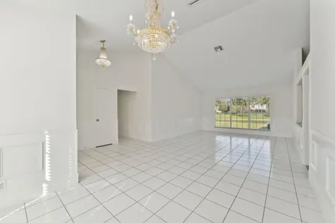 3855 Sabal Lakes Road Delray Beach FL 33445