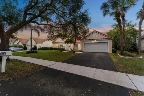 3855 Sabal Lakes Road Delray Beach FL 33445