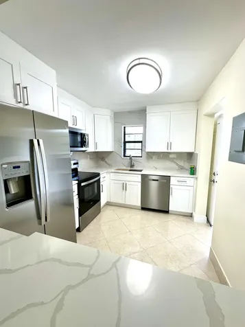 9440 Sw 8th Street Boca Raton FL 33428