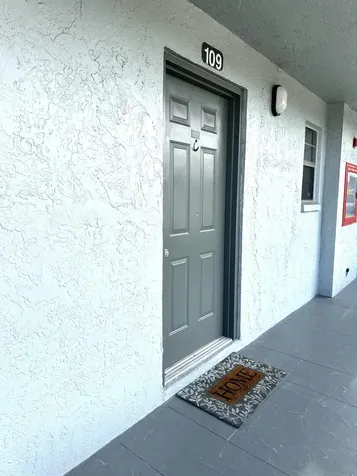 9440 Sw 8th Street Boca Raton FL 33428