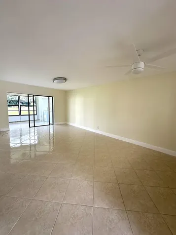 9440 Sw 8th Street Boca Raton FL 33428
