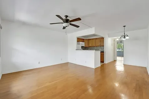 120 Windsor F West Palm Beach FL 33417