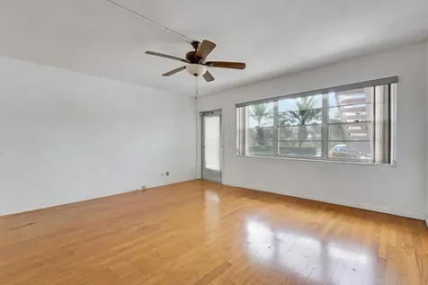 120 Windsor F West Palm Beach FL 33417