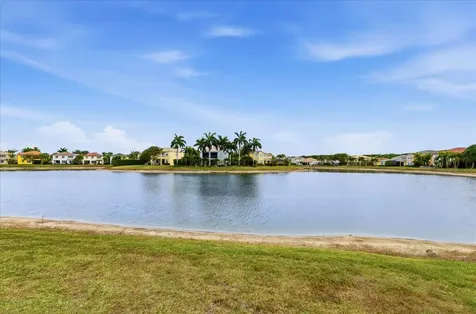 9572 Phipps Lane Wellington FL 33414