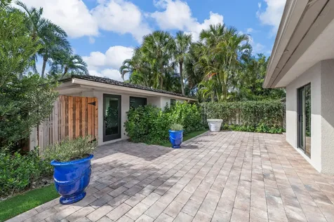 11683 Wimbledon Circle Wellington FL 33414