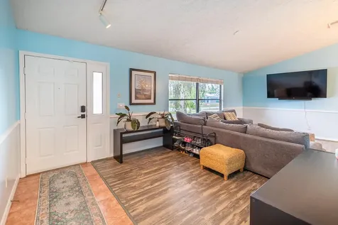418 Se Langfield Avenue Port Saint Lucie FL 34984