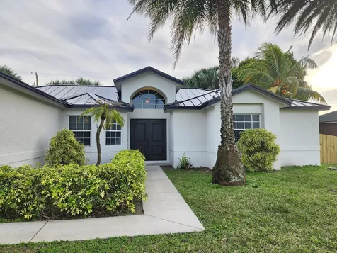 1516 SW Escobar Lane Port Saint Lucie FL 34953