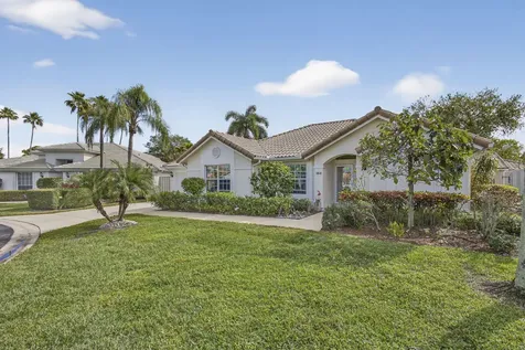 152 Eagleton Court Palm Beach Gardens FL 33418