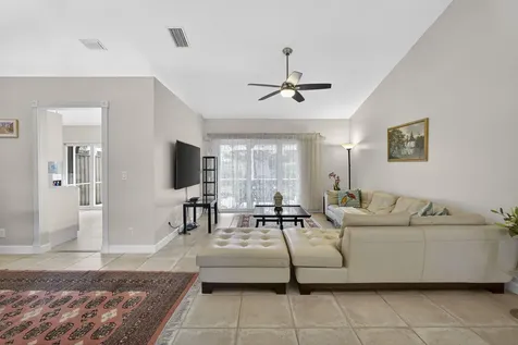 152 Eagleton Court Palm Beach Gardens FL 33418