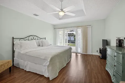 152 Eagleton Court Palm Beach Gardens FL 33418