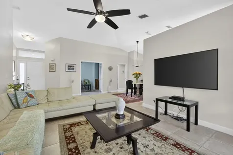 152 Eagleton Court Palm Beach Gardens FL 33418