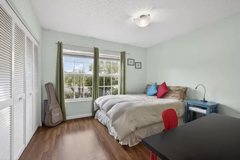 152 Eagleton Court Palm Beach Gardens FL 33418
