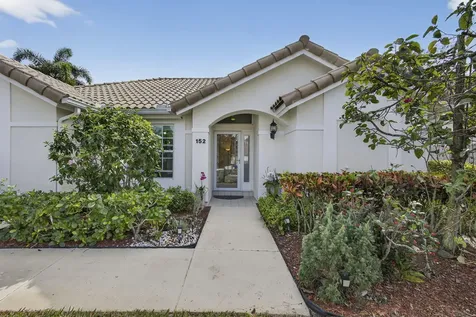 152 Eagleton Court Palm Beach Gardens FL 33418