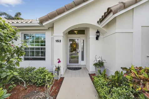 152 Eagleton Court Palm Beach Gardens FL 33418