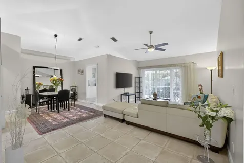 152 Eagleton Court Palm Beach Gardens FL 33418