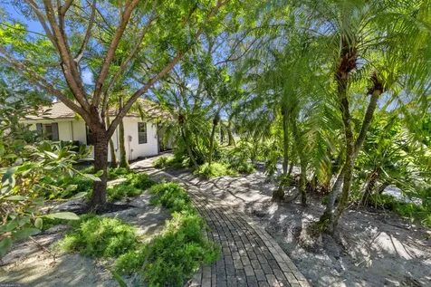 15262 Natures Point Lane Wellington FL 33414