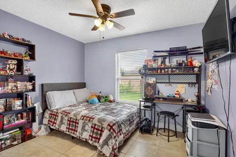 2631 Sw Fair Isle Road Port Saint Lucie FL 34987