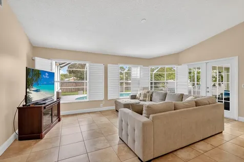2631 Sw Fair Isle Road Port Saint Lucie FL 34987