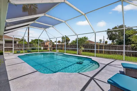 2631 Sw Fair Isle Road Port Saint Lucie FL 34987