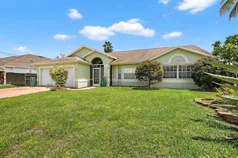 2631 Sw Fair Isle Road Port Saint Lucie FL 34987