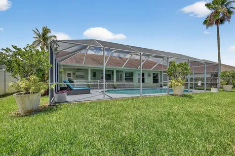 2631 Sw Fair Isle Road Port Saint Lucie FL 34987