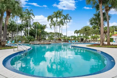 3300 Ne 192 Street Aventura FL 33180