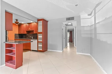 2103 Lucaya Bend Coconut Creek FL 33066