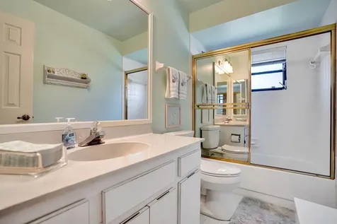 6010 Petaluma Drive Boca Raton FL 33433