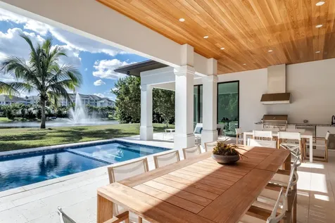 2719 Embassy Drive West Palm Beach FL 33401