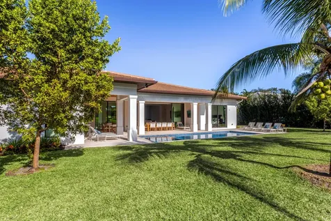 2719 Embassy Drive West Palm Beach FL 33401