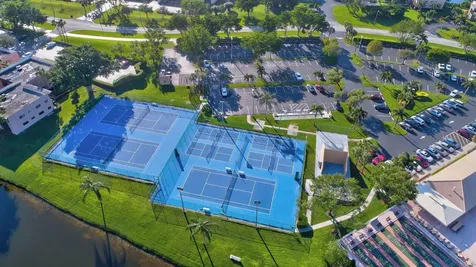 15090 Ashland Place Delray Beach FL 33484