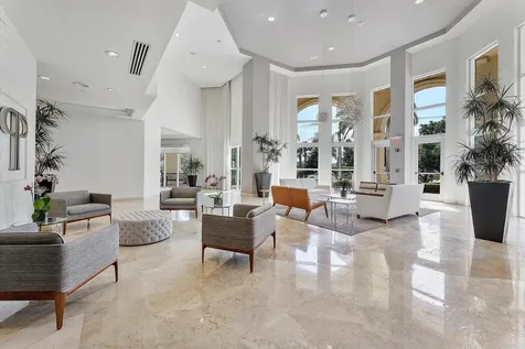 99 Se Mizner Boulevard Boca Raton FL 33432