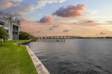 1950 Sw Palm City Road Stuart FL 34994