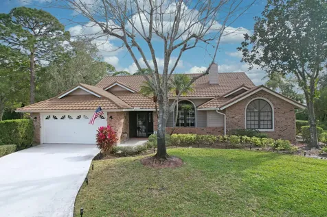 1118 Sw Forest Hill Cove Port Saint Lucie FL 34986
