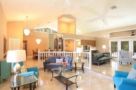 1118 Sw Forest Hill Cove Port Saint Lucie FL 34986