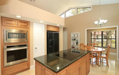 1118 Sw Forest Hill Cove Port Saint Lucie FL 34986