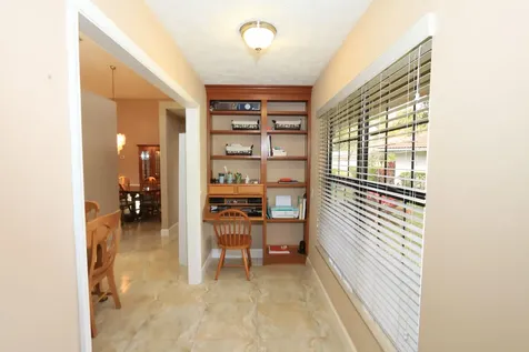 1118 Sw Forest Hill Cove Port Saint Lucie FL 34986