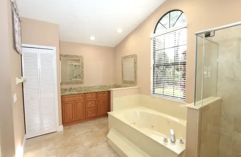 1118 Sw Forest Hill Cove Port Saint Lucie FL 34986