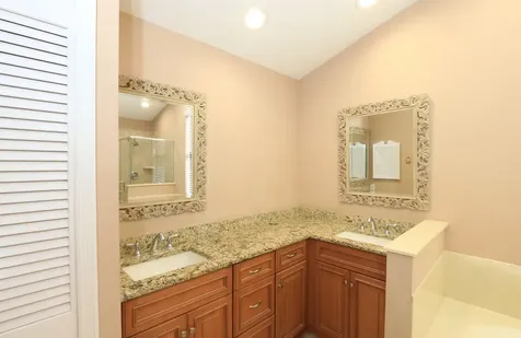 1118 Sw Forest Hill Cove Port Saint Lucie FL 34986