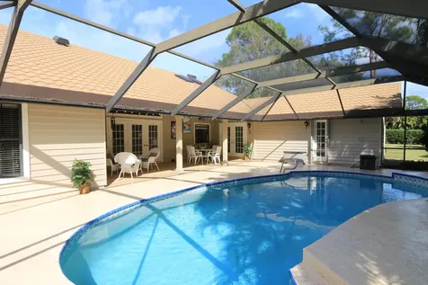 1118 Sw Forest Hill Cove Port Saint Lucie FL 34986