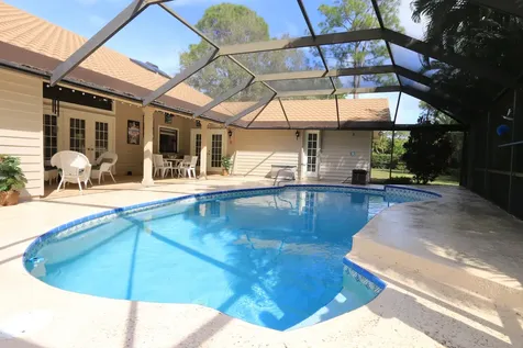 1118 Sw Forest Hill Cove Port Saint Lucie FL 34986