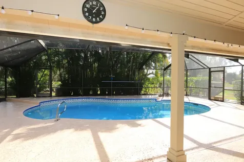 1118 Sw Forest Hill Cove Port Saint Lucie FL 34986