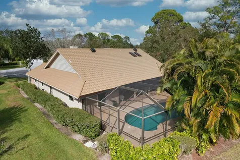 1118 Sw Forest Hill Cove Port Saint Lucie FL 34986