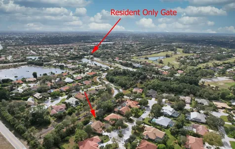 1118 Sw Forest Hill Cove Port Saint Lucie FL 34986