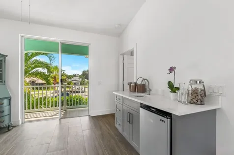 9427 SE Athena Street Hobe Sound FL 33455
