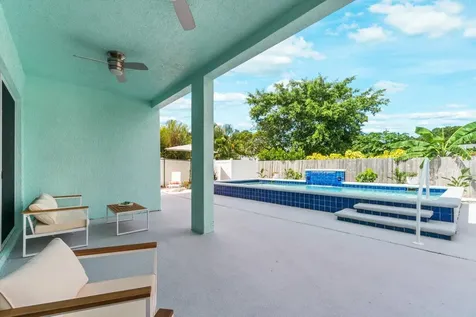 9427 SE Athena Street Hobe Sound FL 33455